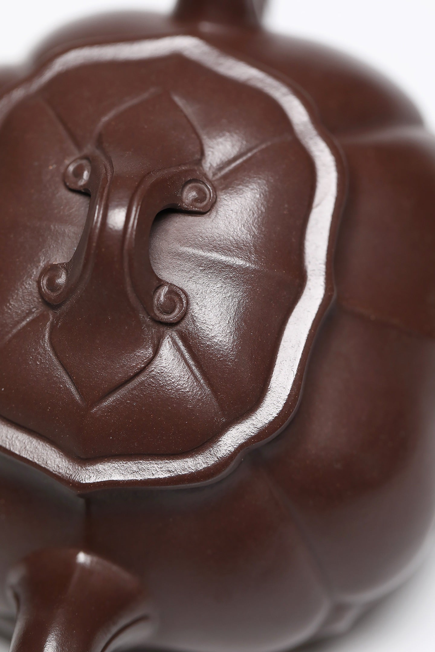 研高经典之作【筋文如意】 泥料：极品石红 容量：400cc 作者：韩小虎 研究员级高级工艺美术师