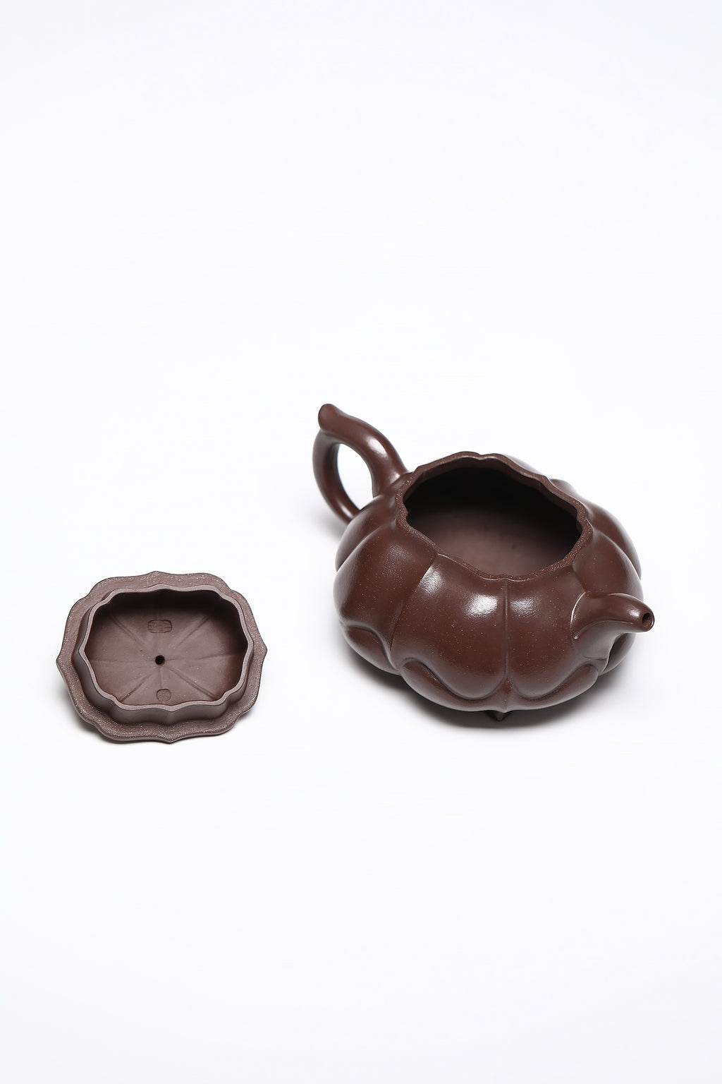 研高经典之作【筋文如意】 泥料：极品石红 容量：400cc 作者：韩小虎 研究员级高级工艺美术师