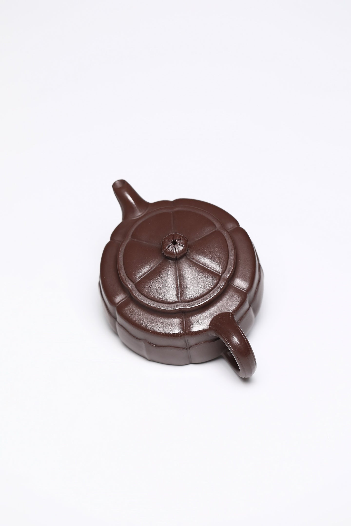 研高经典之作【筋文宝塔】 泥料：极品石红 容量：260cc 作者：韩小虎 研究员级高级工艺美术师
