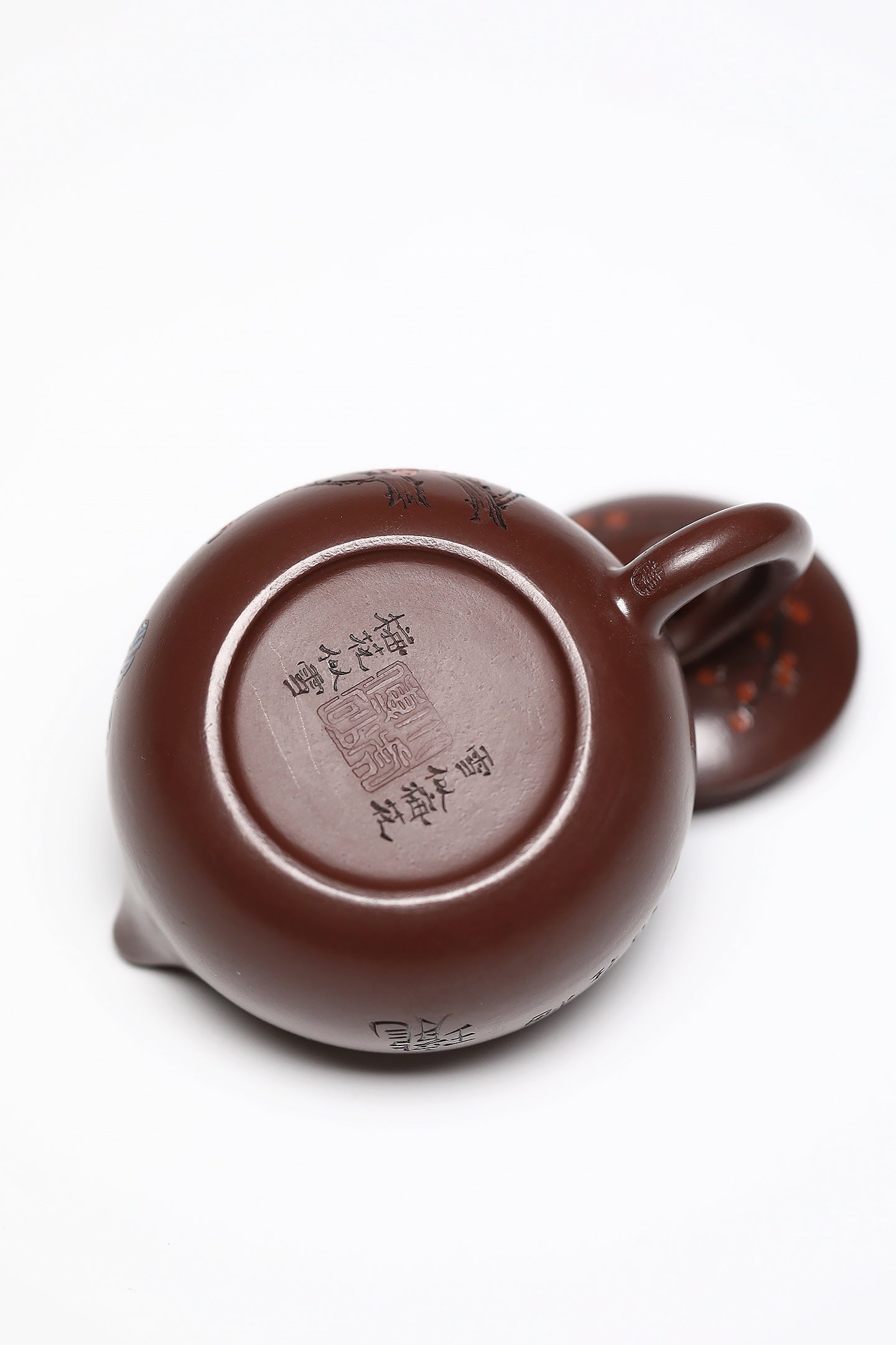 研高经典之作【西施】 泥料：极品紫朱泥 容量：160cc 作者：韩小虎 研究员级高级工艺美术师