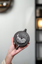 【扁晨】证书持壶照配套齐全 制壶：吉春萍（国家级高级工艺美术师）原矿高黑料 240cc 孔数9孔