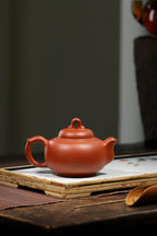 【思韵】 制壶：范俊华（国家级工艺美术师） 泥料：原矿降坡泥 容量：150cc