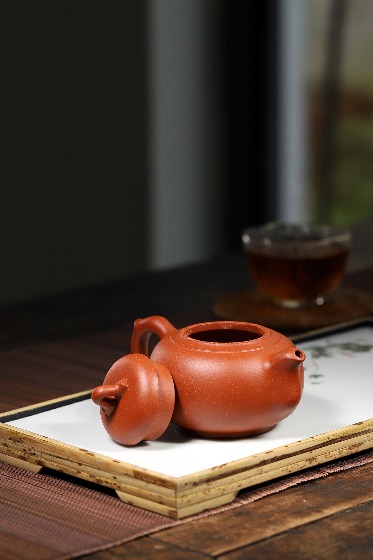 【思韵】 制壶：范俊华（国家级工艺美术师） 泥料：原矿降坡泥 容量：150cc