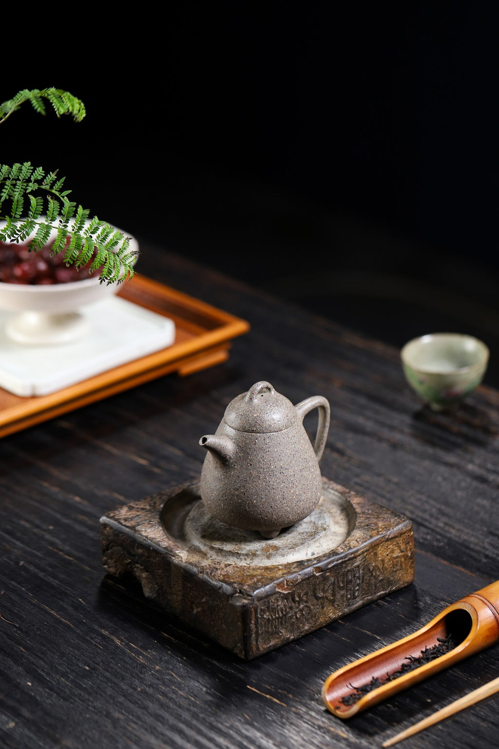 【高瓢】 制壶：朱正琴（国家级工艺美术师） 泥料：原矿10目粗砂段泥 容量：210cc