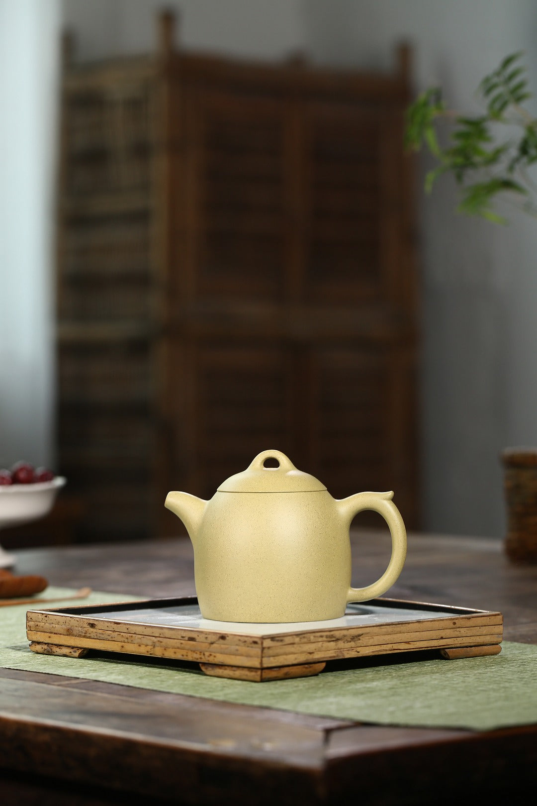 全手工【秦权】 制壶：许响新（国家级助理工艺美术师） 泥料：原矿本山绿泥 容量：320cc