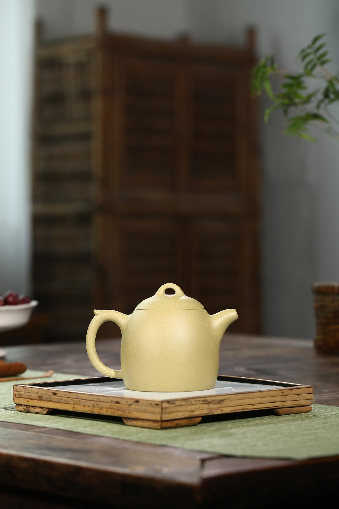 全手工【秦权】 制壶：许响新（国家级助理工艺美术师） 泥料：原矿本山绿泥 容量：320cc