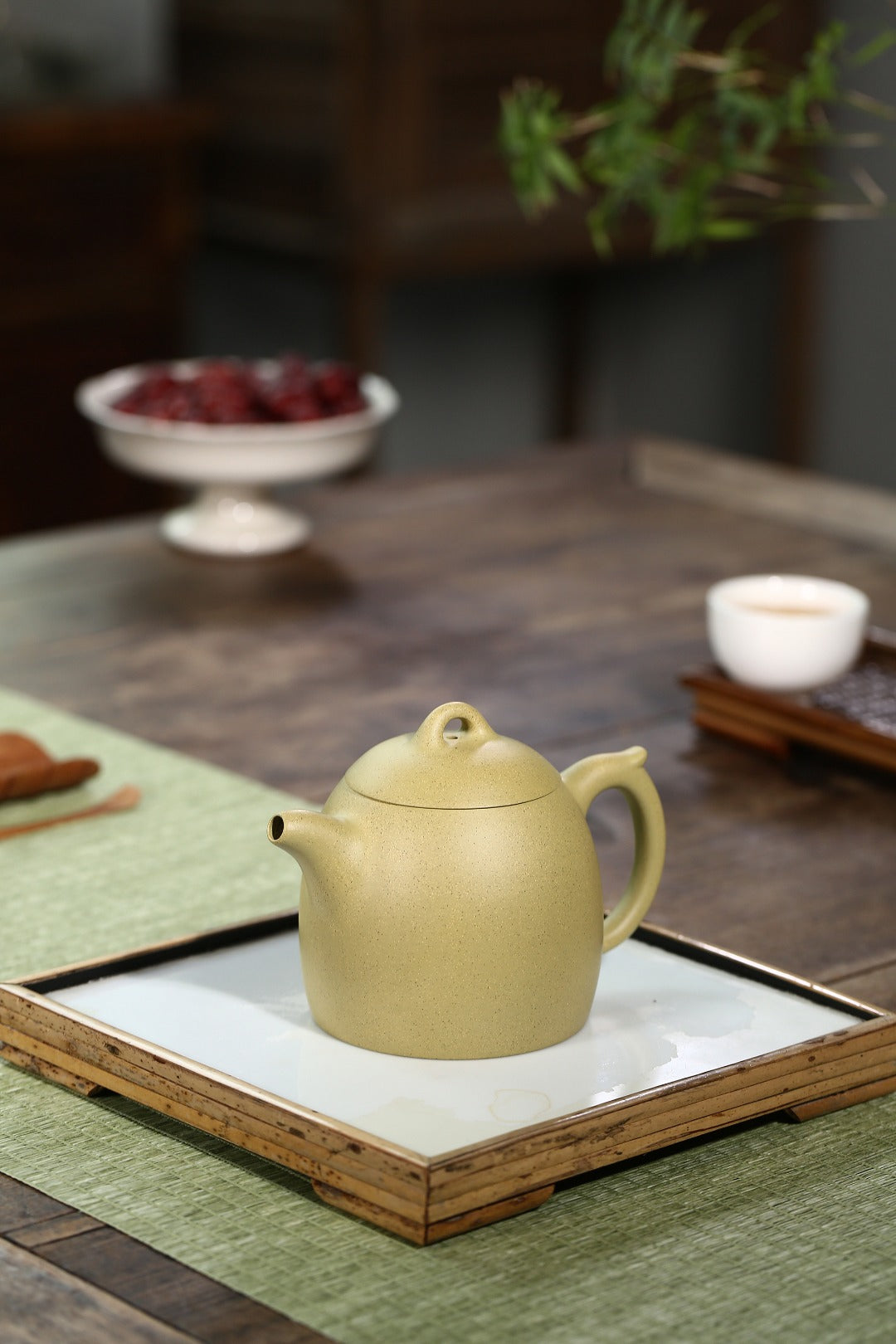 全手工【秦权】 制壶：许响新（国家级助理工艺美术师） 泥料：原矿本山绿泥 容量：320cc