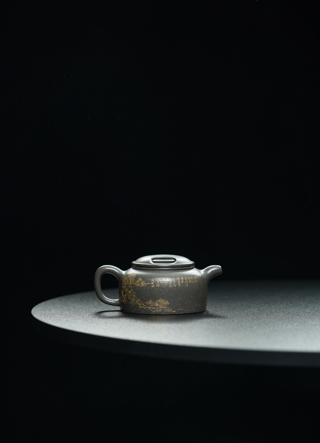 储立之大师｜中国陶瓷艺术终身成就奖获得者｜典藏重器【牛盖莲子壶】原矿优质·储氏雪花青·220cc