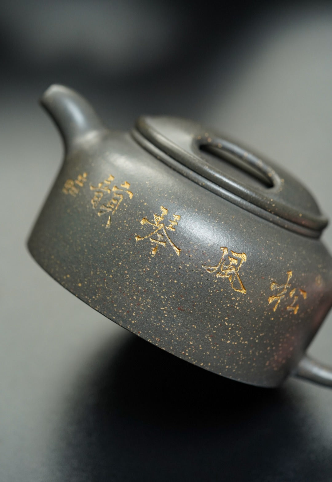 储立之大师｜中国陶瓷艺术终身成就奖获得者｜典藏重器【牛盖莲子壶】原矿优质·储氏雪花青·220cc