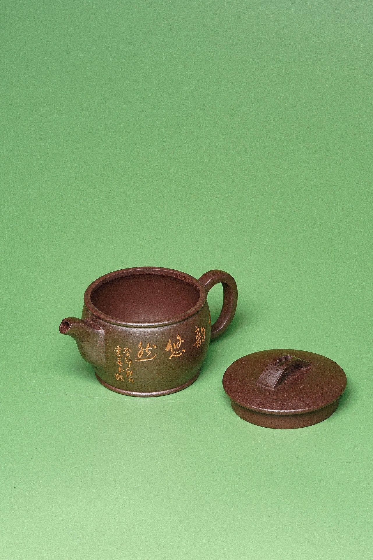 【紫砂臻品·礼藏首选】周建春大师扛鼎之作《汉瓦壶》原矿优质金龙血砂·180cc
