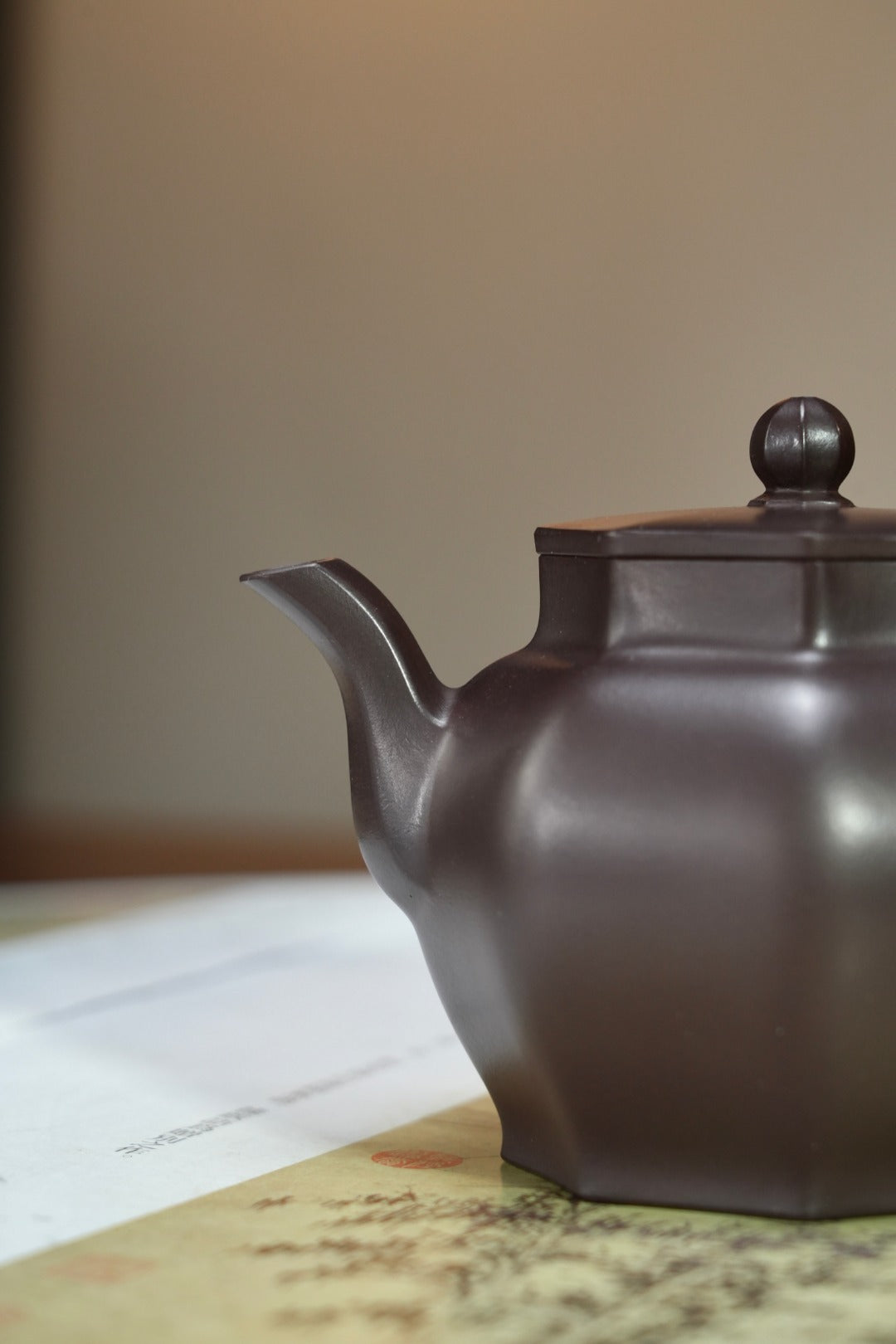 紫砂80后方器巨匠·耿浩巅峰之作·大拍19.8万同款《八銮壶》原矿极品90年代老紫泥·200cc