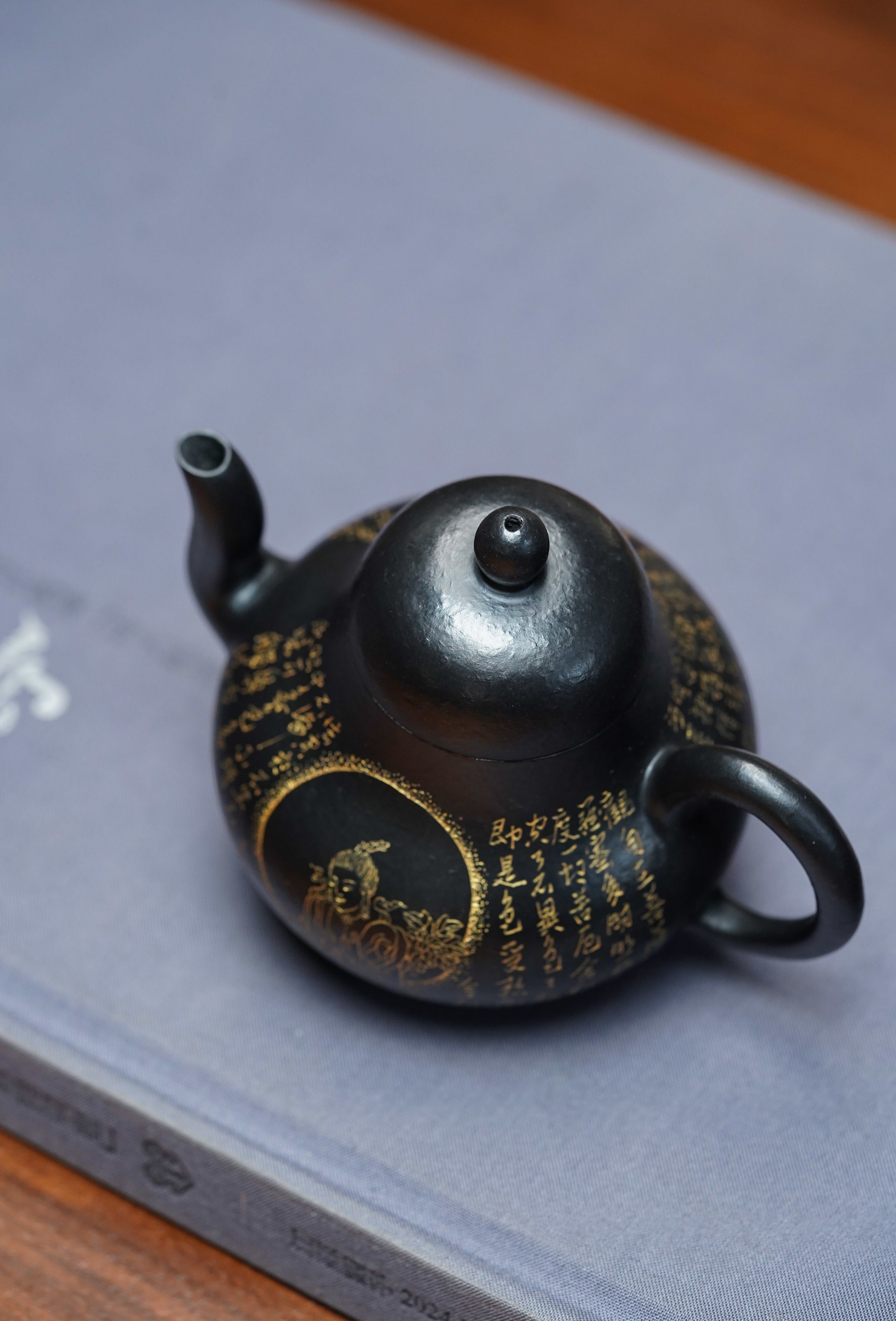 一器藏心经·紫砂纳万福｜郑求标大师｜双心经至尊臻品【思婷壶】原矿极品朱泥还原烧160cc