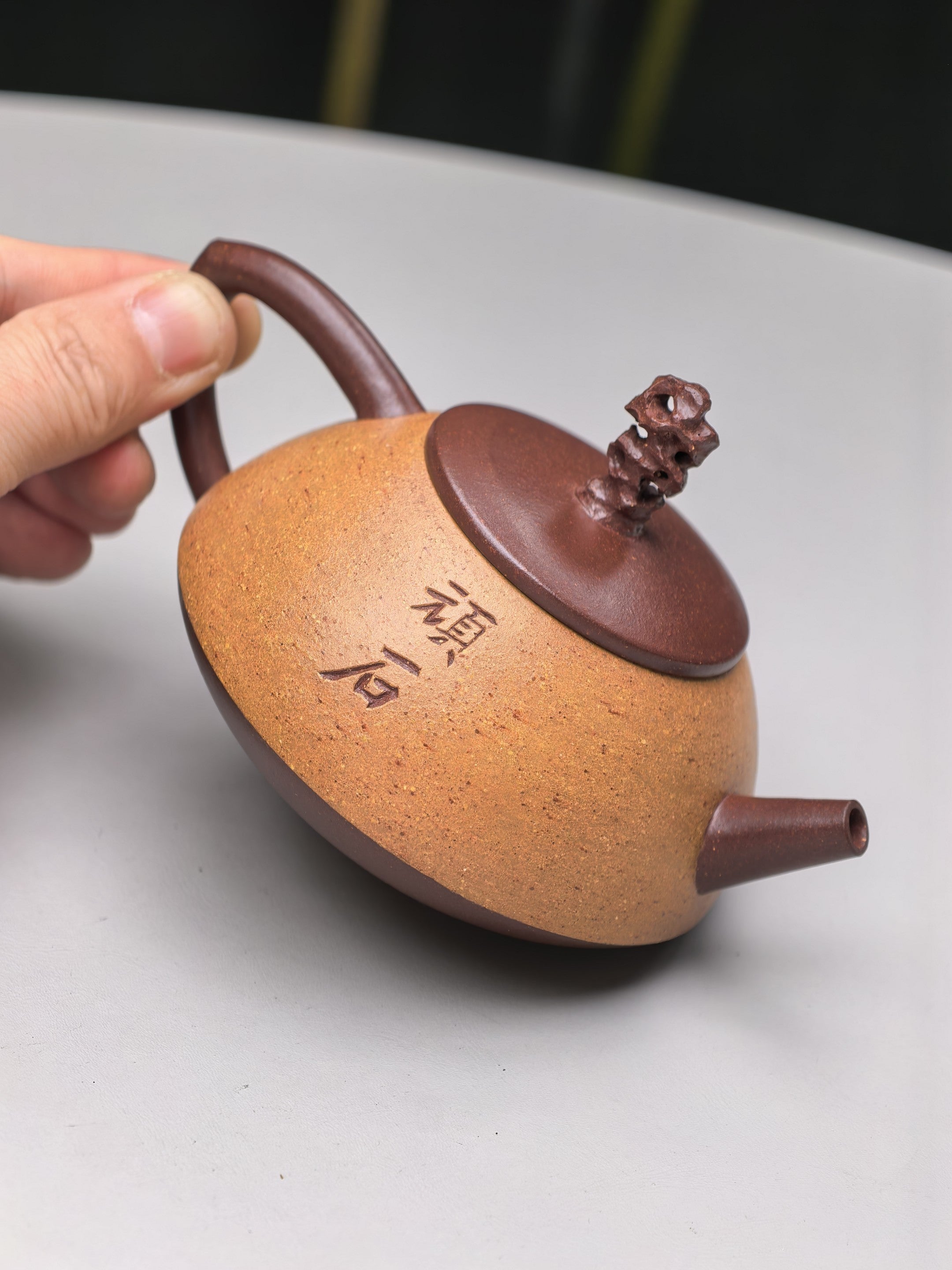 藏界臻选·石韵天成 紫砂太湖石巨匠·刘文科（云植）新品《顽石壶》原矿优质底槽清粉浆·200cc
