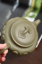 国工·『仿古如意』 豆青段·容量500cc·9孔出水·陈华军（国家级工艺美术师） - ZishaTeapotChina