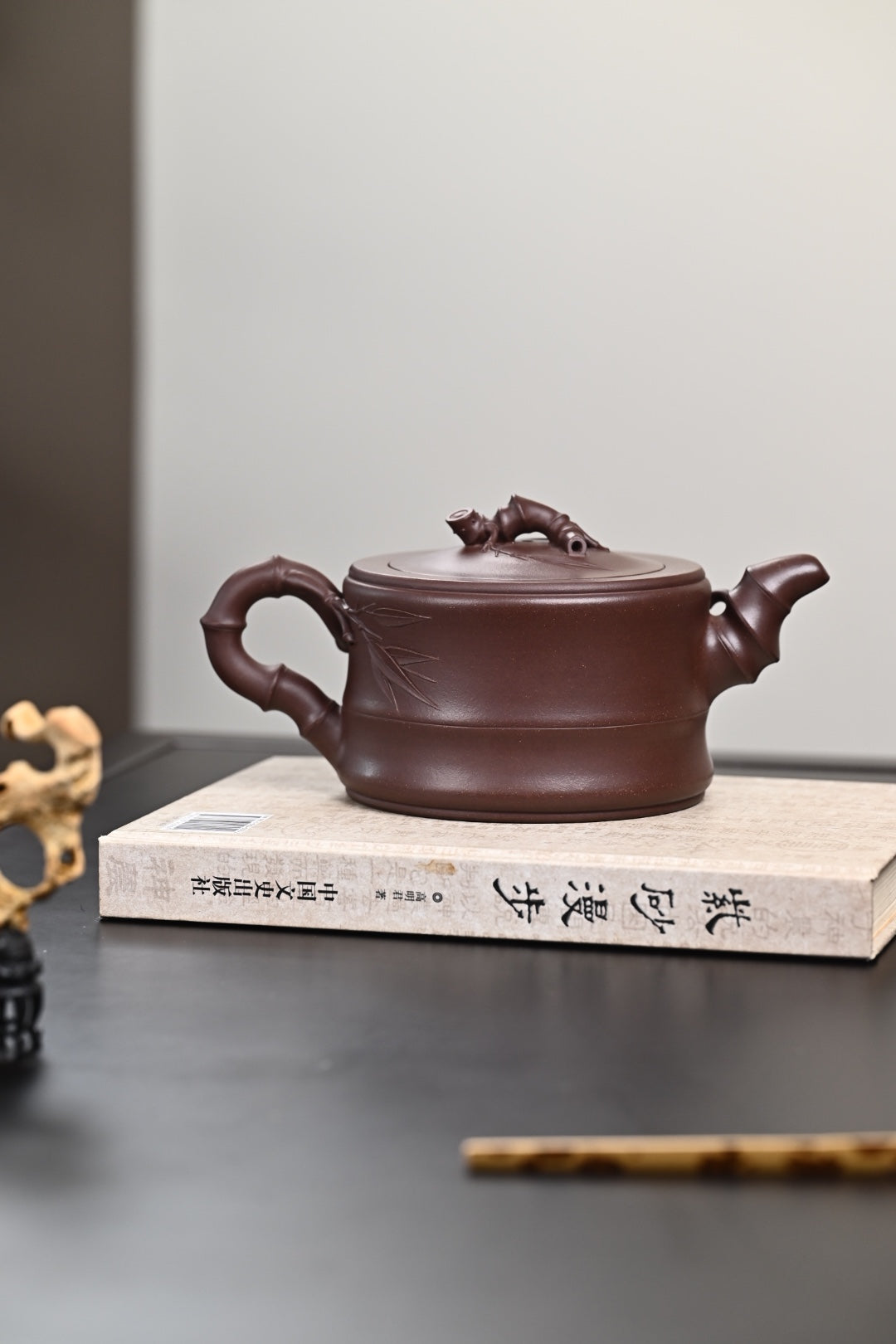 新品『竹段』 原矿老紫泥·容量850cc·14孔出水·陈华军（国家级工艺美术师）