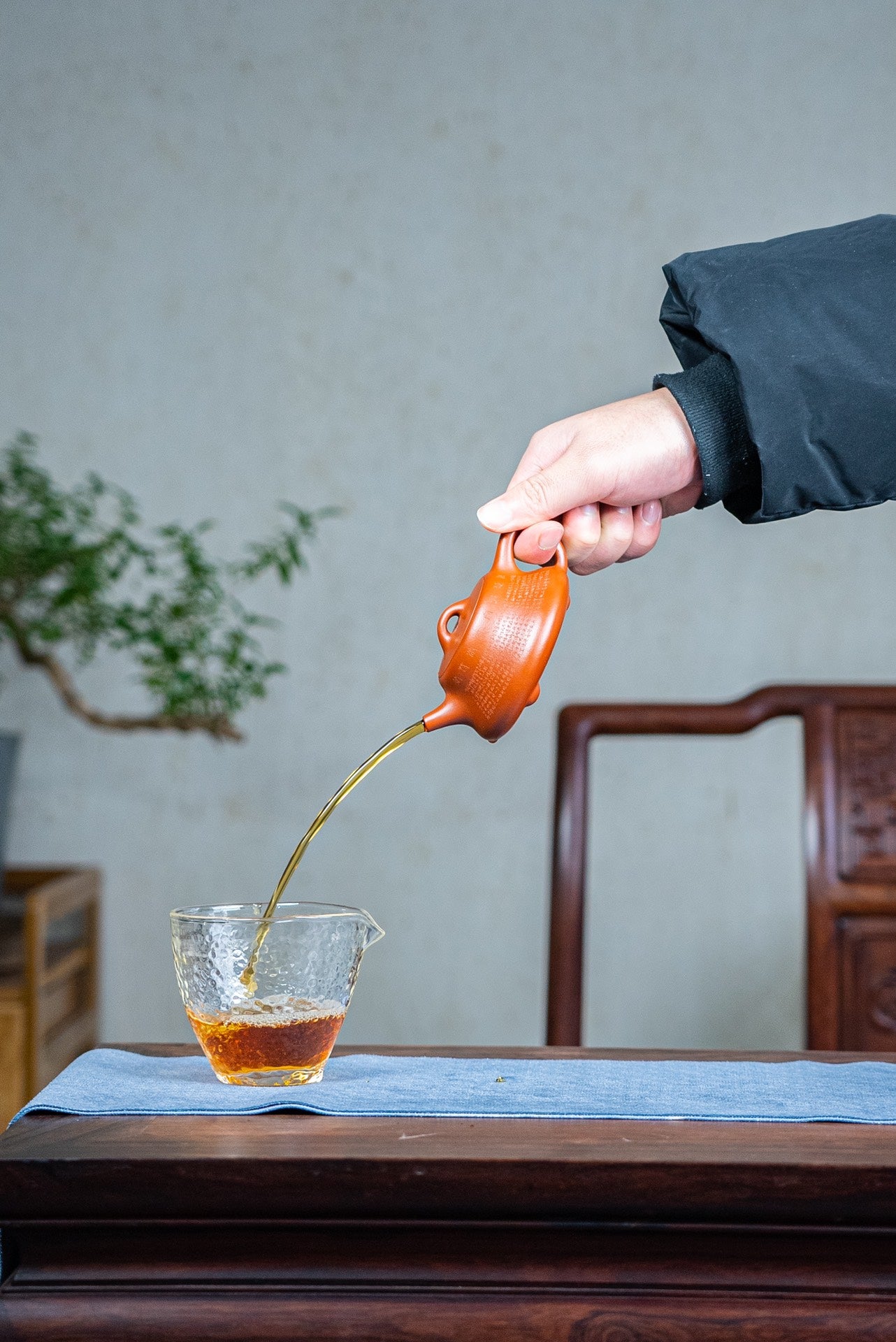 好壶推荐 【壶名】心经亦瓢 【容量】140cc 【泥料】原矿大红袍 【作者】周良红（国家级工艺美术师）