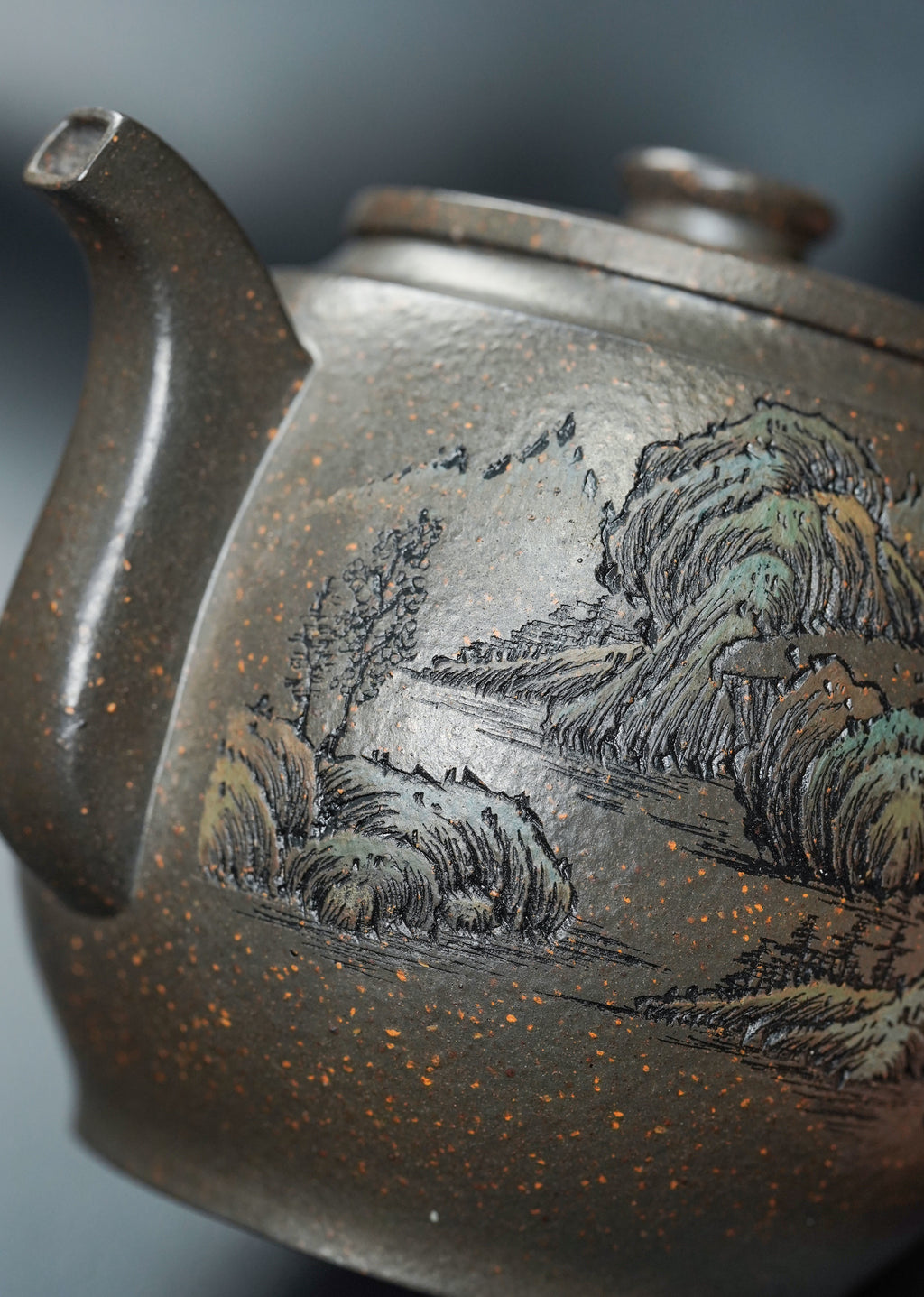 紫砂界彩刻山水标杆·李峰大师｜恭王府馆藏臻品《汲鼓壶》原矿优质天清泥·280cc