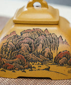 紫砂界彩刻山水标杆·李峰大师｜恭王府馆藏臻品《觚棱壶》原矿优质黄金段·220cc