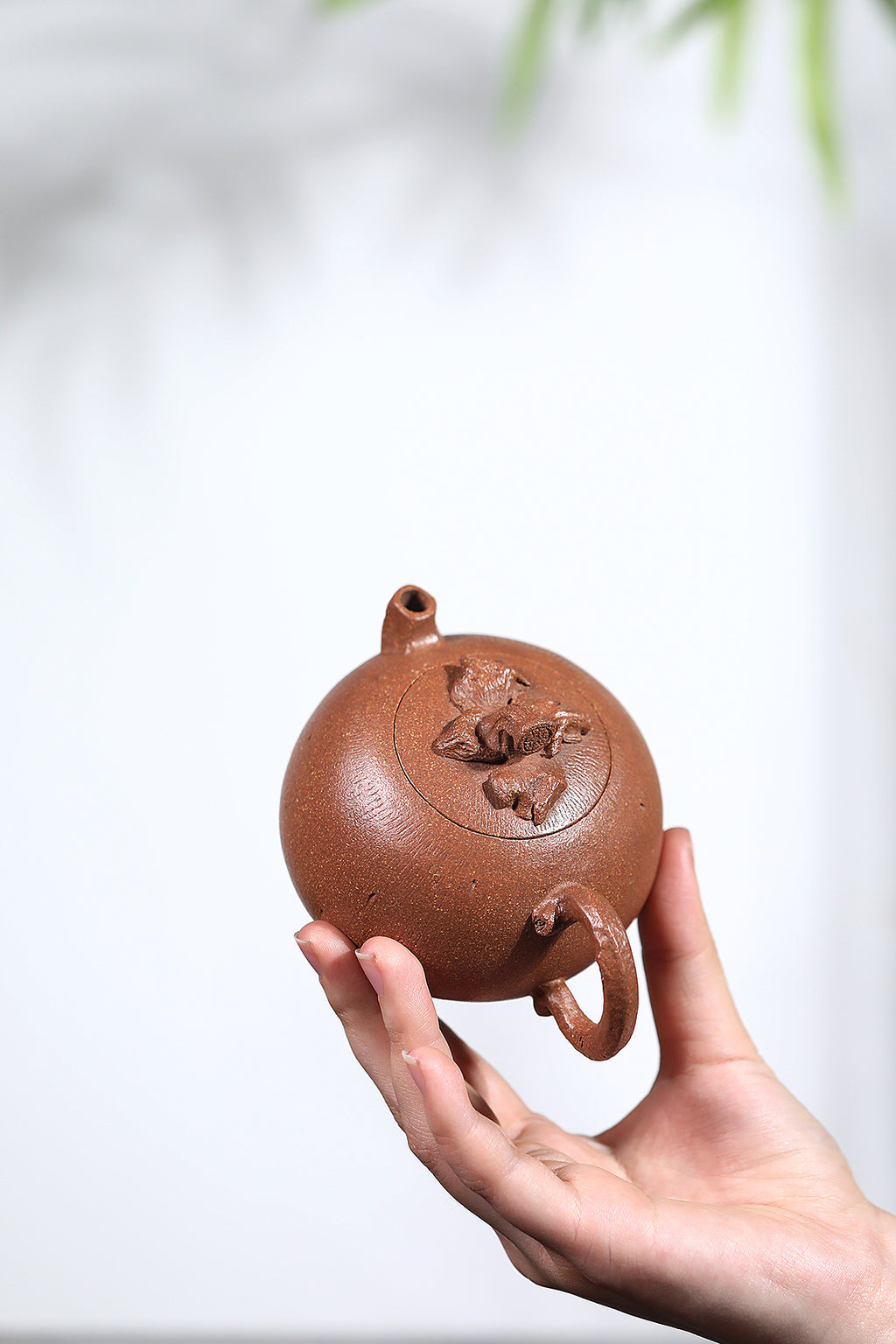 紫砂非遗花器泰斗·蒋蓉唯一嫡传｜蒋艺华亲制巅峰臻品【山竹壶】原矿极品老段泥·220cc