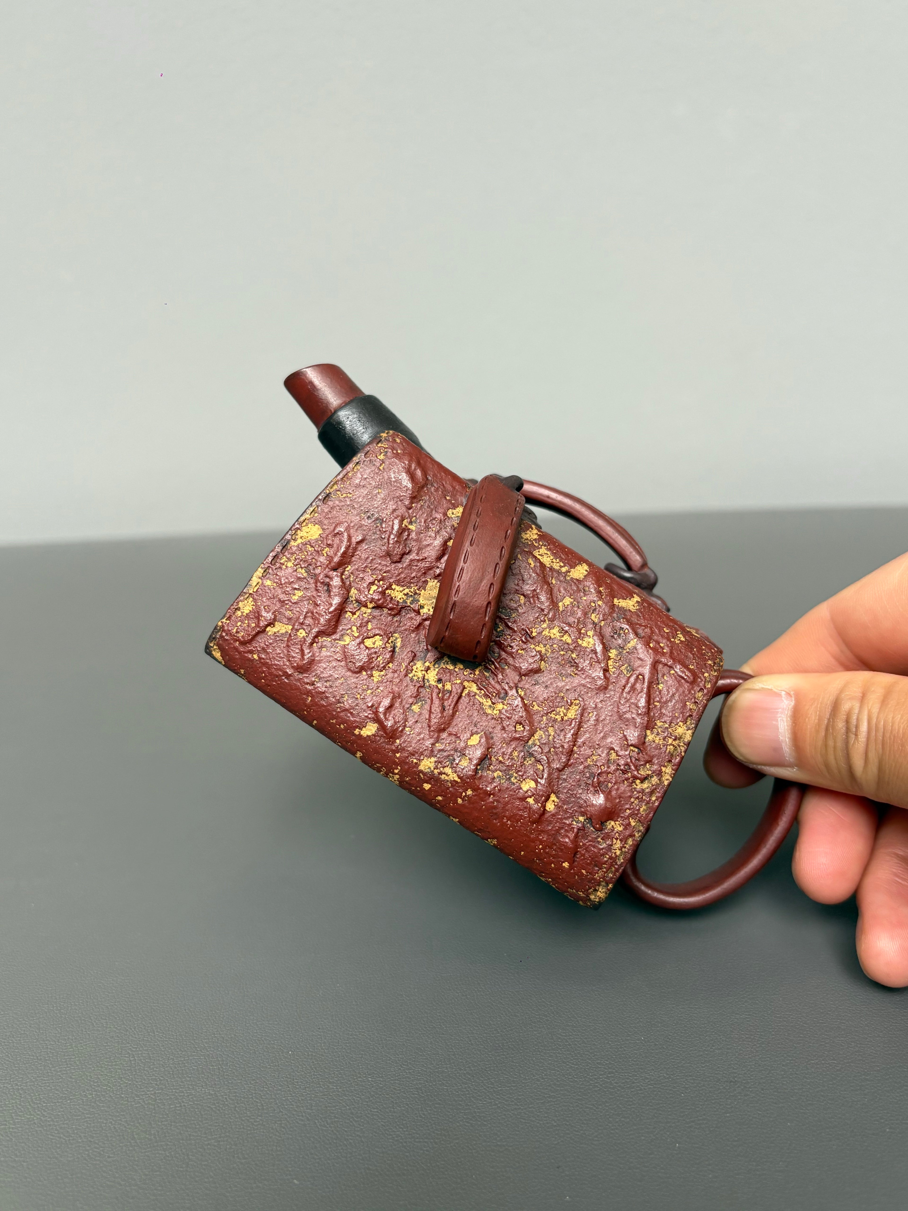 范泽锋大师高徒·省大师邱爽紫砂潜力重器【爱马仕壶】原矿优质老紫泥·160cc