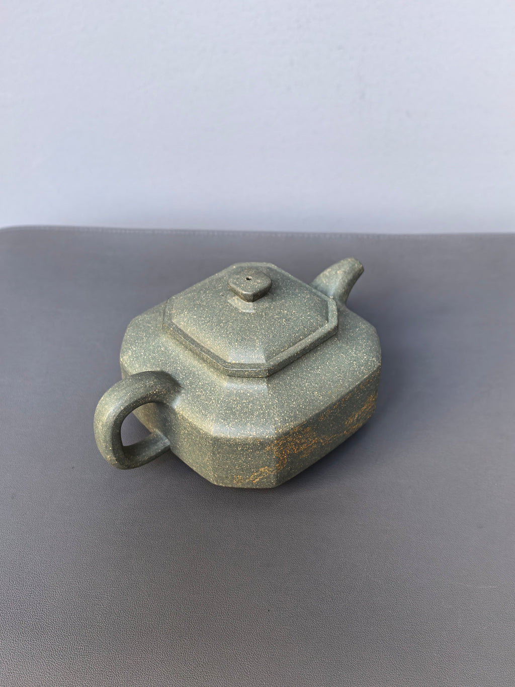 储立之大师｜中国陶瓷艺术终身成就奖获得者｜典藏重器【宝鼎八方壶】原矿优质雪花绿泥·480cc