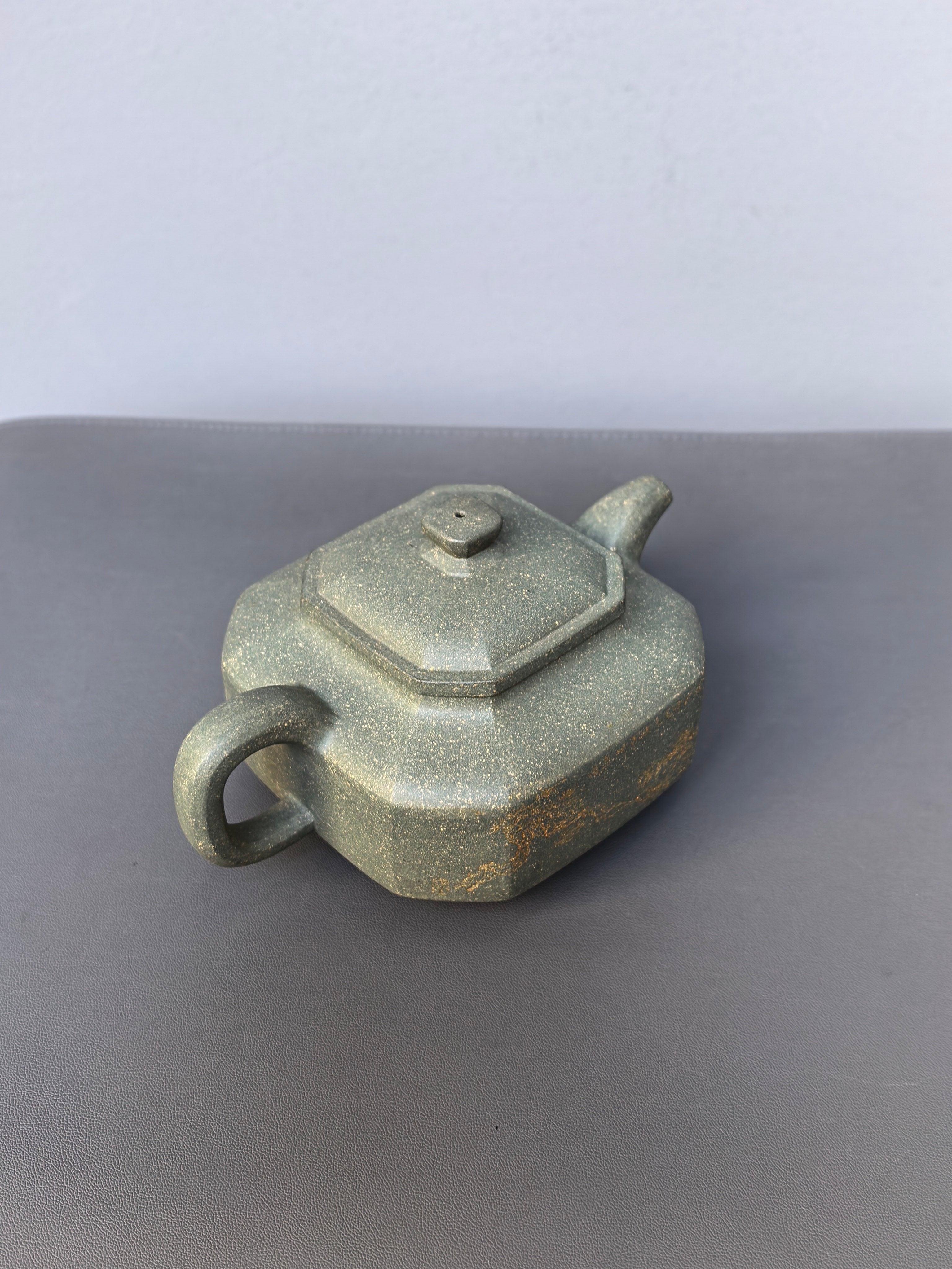 储立之大师｜中国陶瓷艺术终身成就奖获得者｜典藏重器【宝鼎八方壶】原矿优质雪花绿泥·480cc