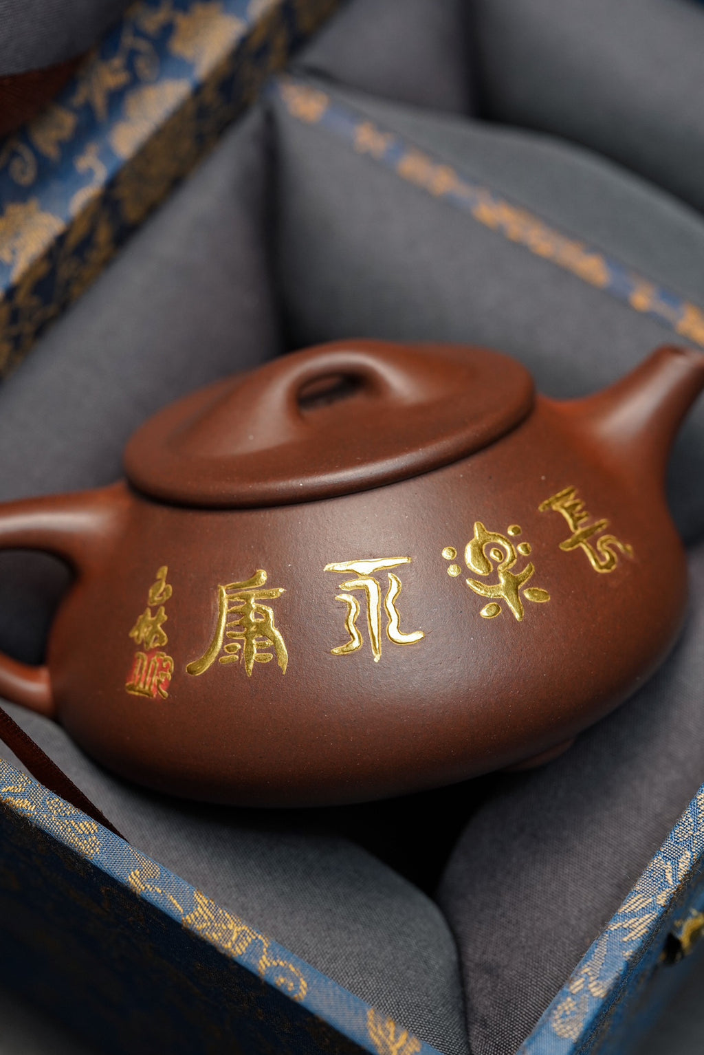 【双泰斗合璧·紫砂史巅峰】紫砂界天花板｜何光宏·邱玉林双宗师联袂创作《光明石瓢壶》