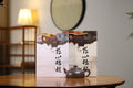 证书持壶照配套齐全 【祥云逐浪】 制壶：方华萍（研究员级高级工艺美术师） 泥料：原矿天青泥 容量：410cc