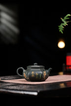 【大彬六方】 制壶：万庆元（国家级高级工艺美术师） 泥料：原矿黑料 容量：310cc