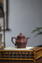 全手工制作【僧帽】制壶：曹美好 (国家级工艺美术师) 泥料：原矿紫泥 容量：250cc