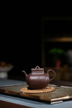 全手工制作【四方兰春】 制壶：曹美好 (国家级工艺美术师) 泥料：原矿紫泥 容量：270cc