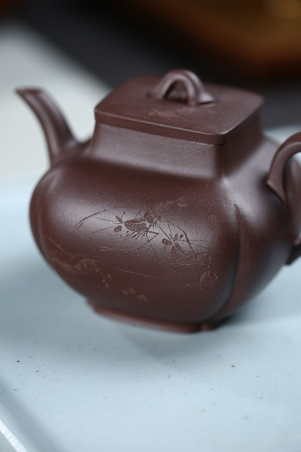 全手工制作【四方兰春】 制壶：曹美好 (国家级工艺美术师) 泥料：原矿紫泥 容量：270cc