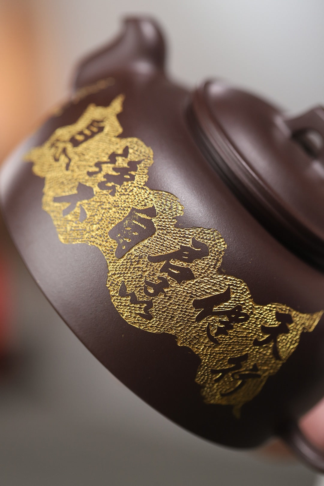 【桥鼎】 制壶：刘惠清（国家级高级工艺美术师） 泥料：原矿紫茄泥 容量：280cc