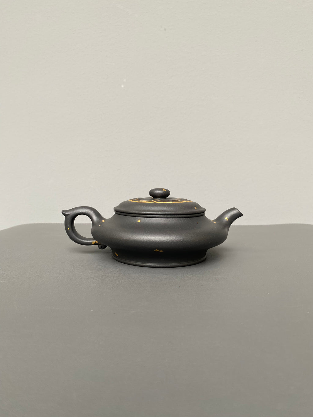 储立之大师｜中国陶瓷艺术终身成就奖获得者｜典藏重器【锦绣虚扁壶】原矿优质黑料描金·240cc