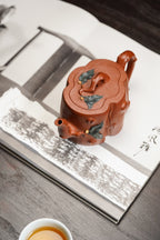 紫砂非遗花器泰斗·蒋蓉唯一嫡传｜蒋艺华亲制巅峰臻品【寿桃树桩壶】原矿极品降坡泥·400cc