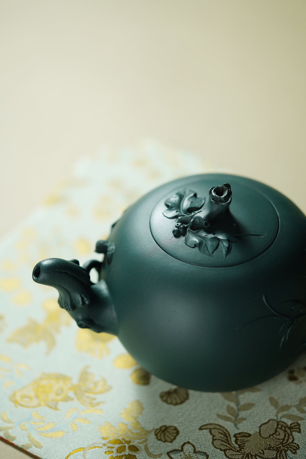 【蒋蓉之女 传世花器】紫砂非遗花器泰斗·蒋蓉唯一嫡传｜蒋艺华亲制巅峰臻品【松鼠葡萄壶】优质民国绿·580cc