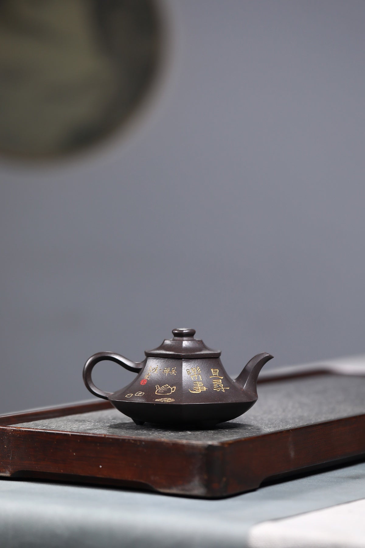 范泽锋大师高徒·省大师邱爽紫砂潜力重器【六方云炉壶】原矿优质乌金砂·260cc