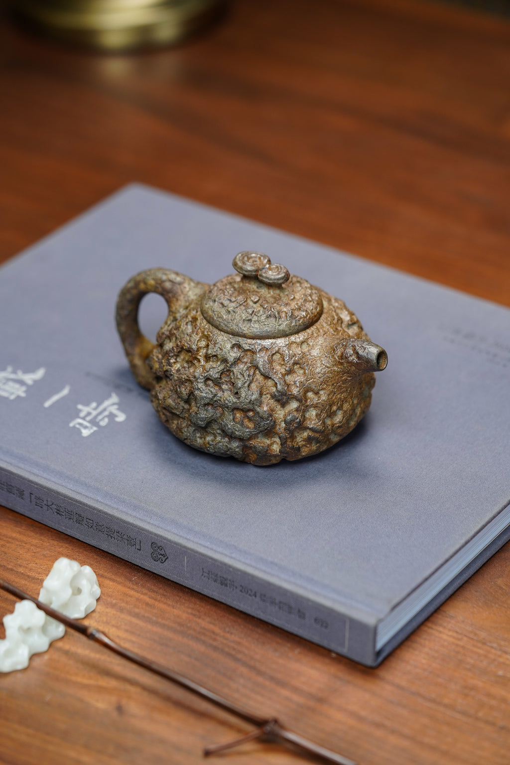 【蒋蓉之女 传世花器】紫砂非遗花器泰斗·蒋蓉唯一嫡传｜蒋艺华亲制巅峰臻品【龙鳞供春壶】原矿极品黄金段柴烧·230cc