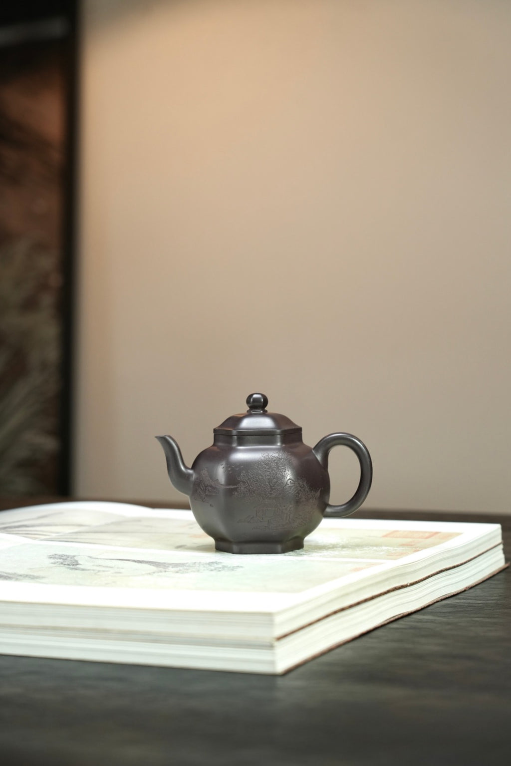 【耿浩方器 礼藏双绝】 紫砂80后方器巨匠·耿浩巅峰之作《六方秋水壶》原矿极品90纯紫老泥·250cc