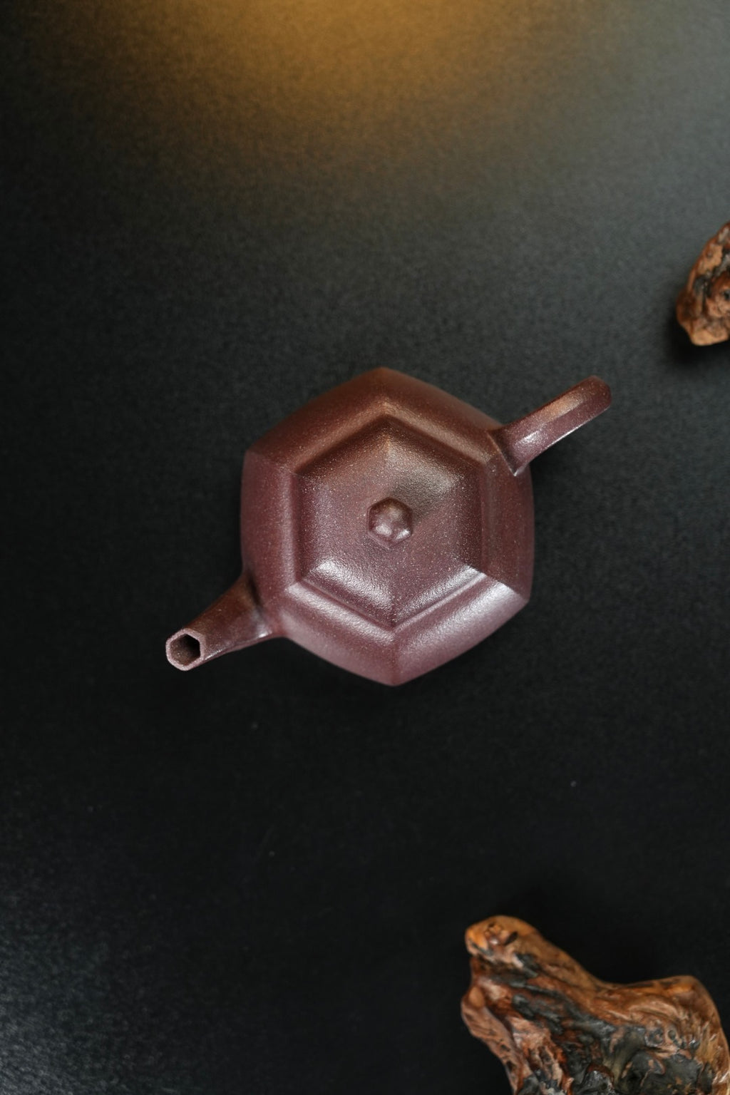 【耿浩方器 礼藏双绝】 紫砂80后方器巨匠·耿浩巅峰之作《六方匏尊壶》原矿极品桂花金砂·180cc
