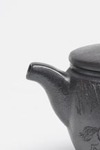 【汉瓦】 泥料：原矿黑曜石 容量：230cc 作者：赵丽娟 中国传统工艺大师 高级工艺美术师