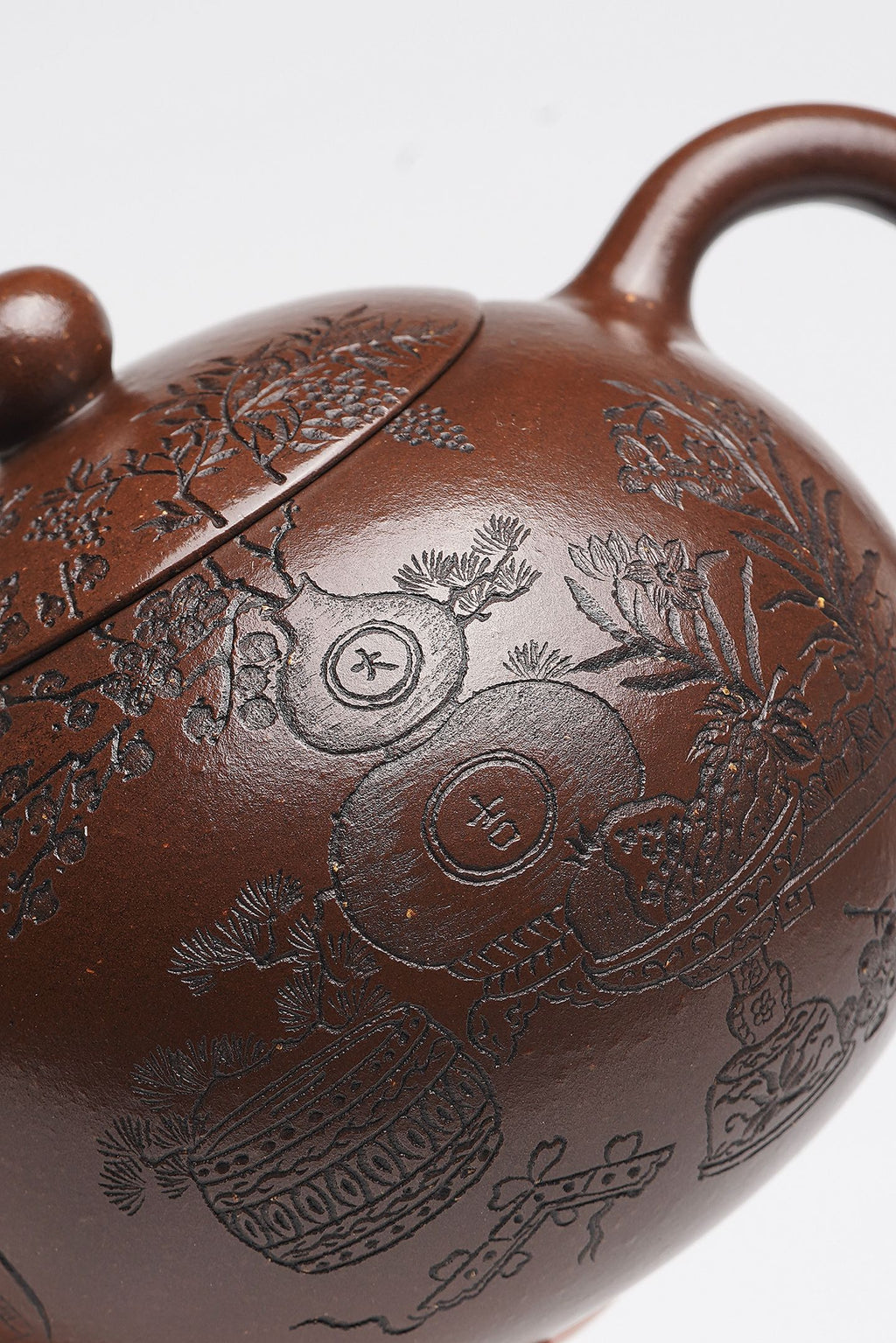 【西施】 泥料：原矿松亭底槽清 容量：340cc 作者：赵丽娟 中国传统工艺大师 高级工艺美术师