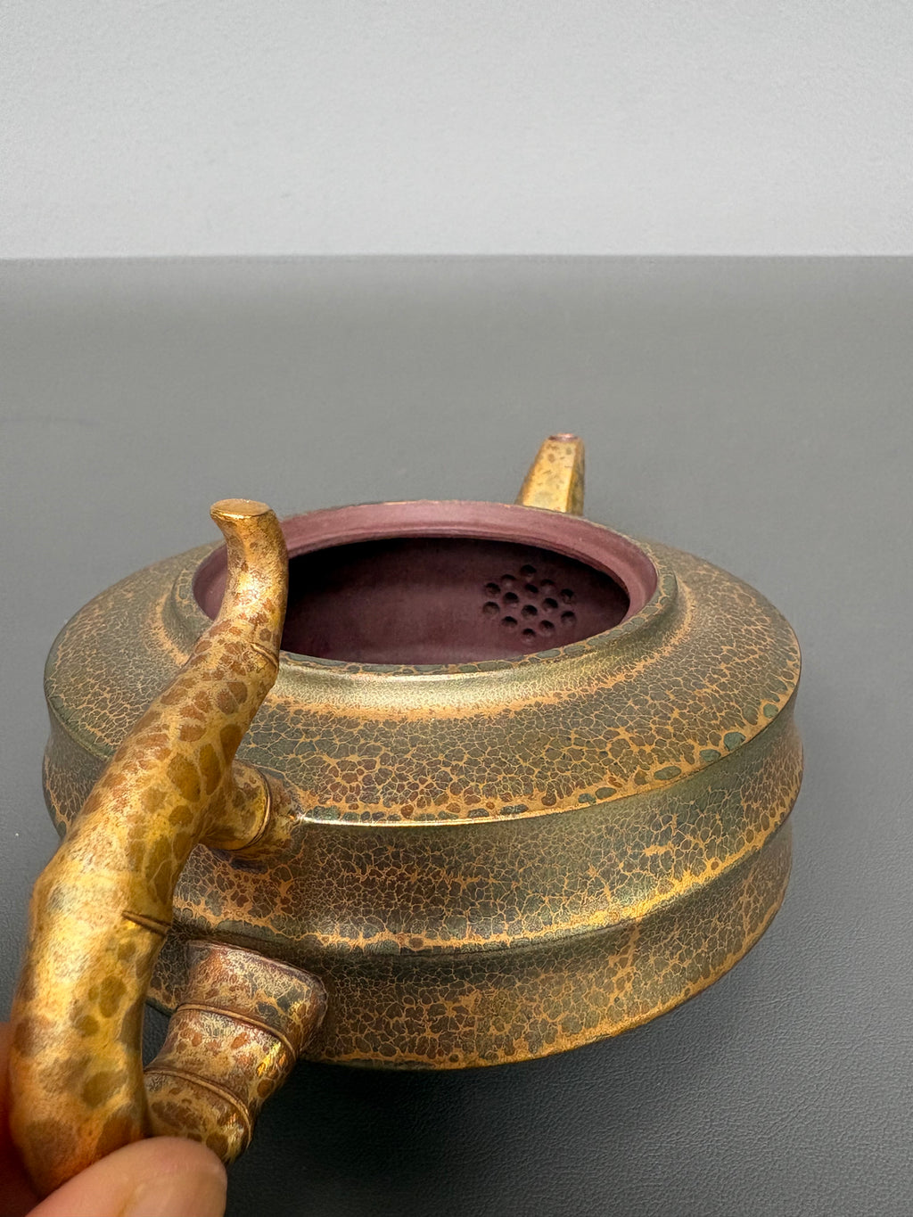 原矿优质紫砂·特色黄金紫晶贝壳烧《步步高升壶》原矿极品紫泥·280cc 著名紫砂艺术家·王葛荣·制