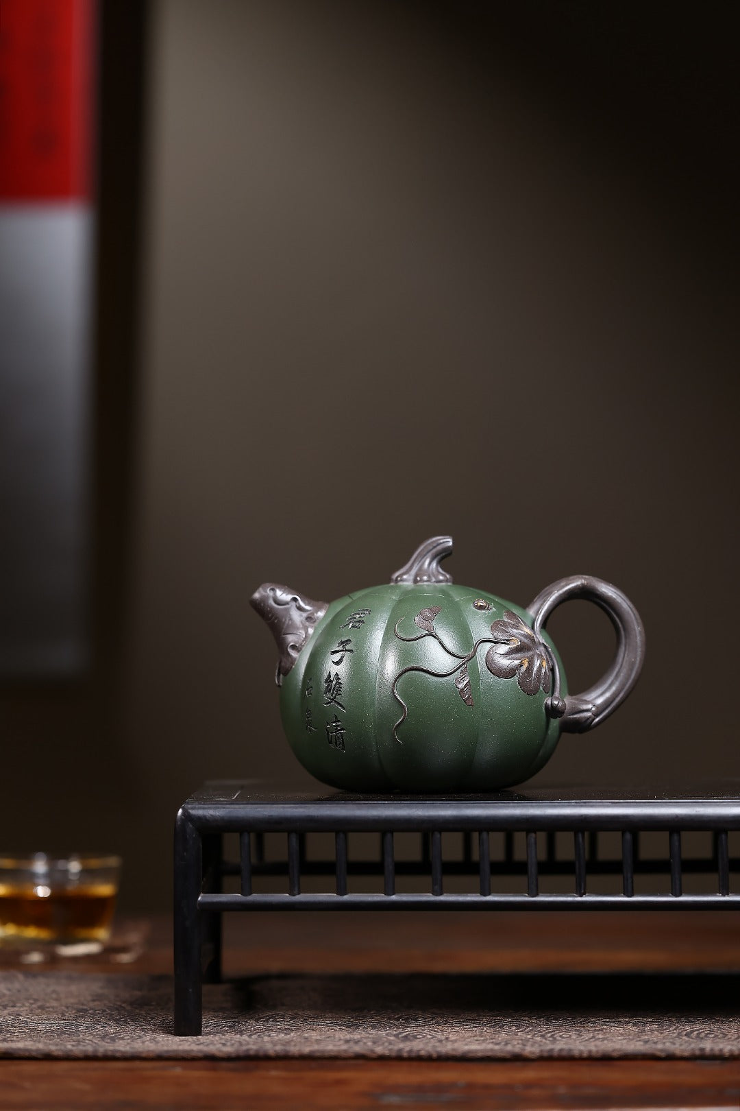 《南瓜壶》 国家级工艺美术师 鲍玉华 原矿家藏老绿泥，400cc，并列10孔出水