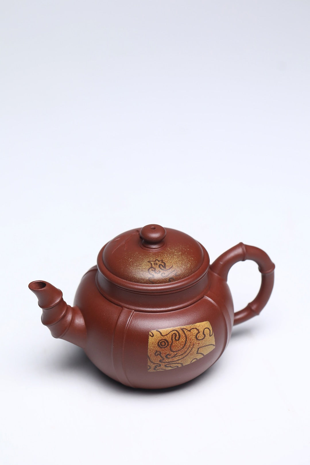 《雅风清竹》 作者：李玮 正高级工艺美术师 原矿四号井底槽清纯料，340cc，菱形14孔出水