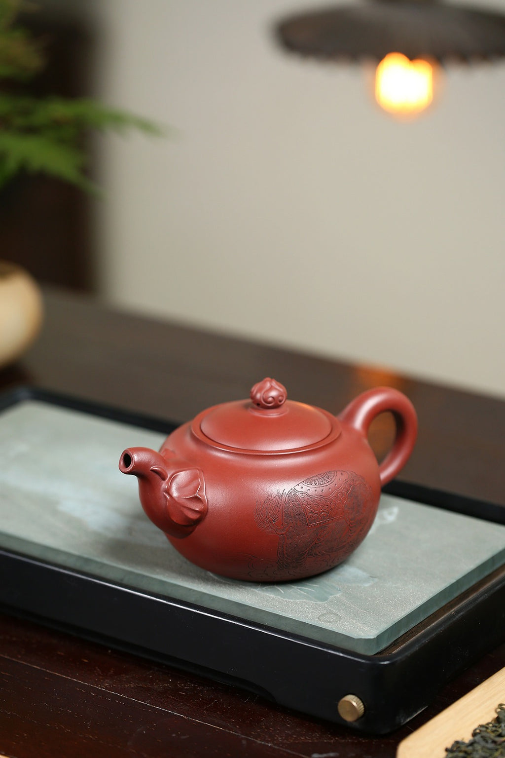 《太平有象》 作者：高建中 研究员级高级工艺美术师 原矿玫红砂，450cc，菱形24孔出水