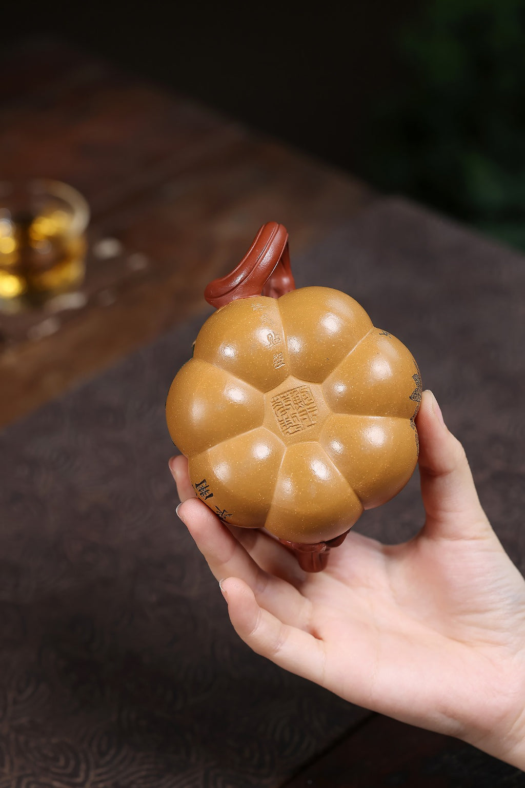 《南瓜壶》 国家级工艺美术师 鲍玉华 原矿鲍氏百年冷金黄，180cc