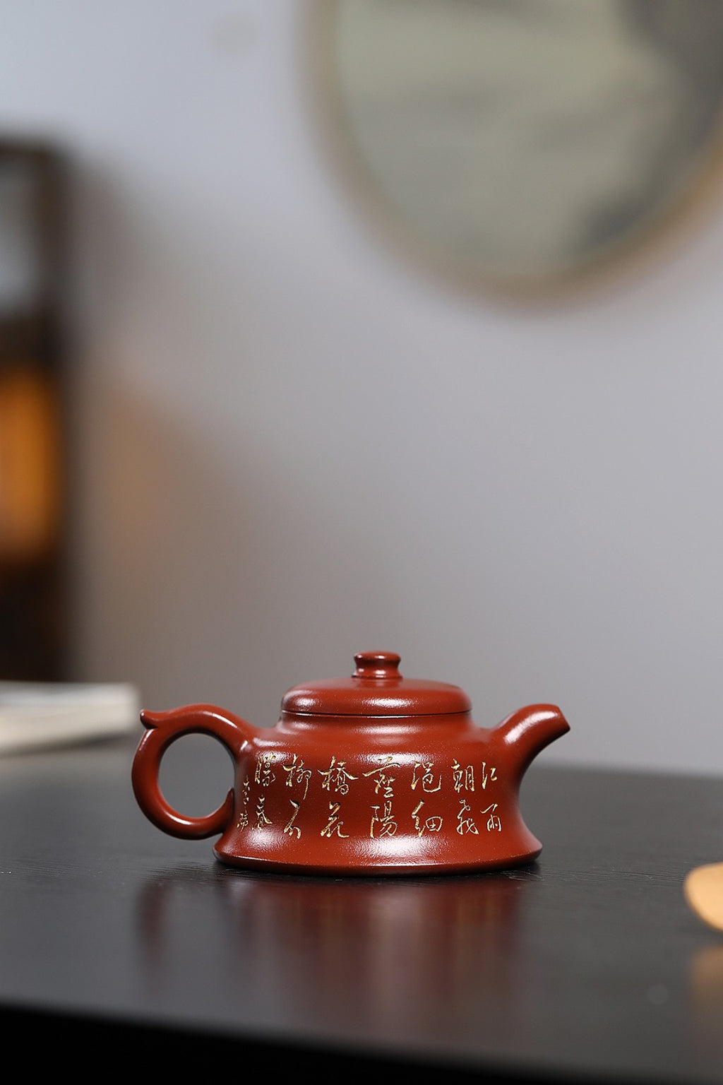 双工合作款《柱瓢》 王敏 正高级工艺美术师 贵妃红朱泥，330cc，菱形14孔出水