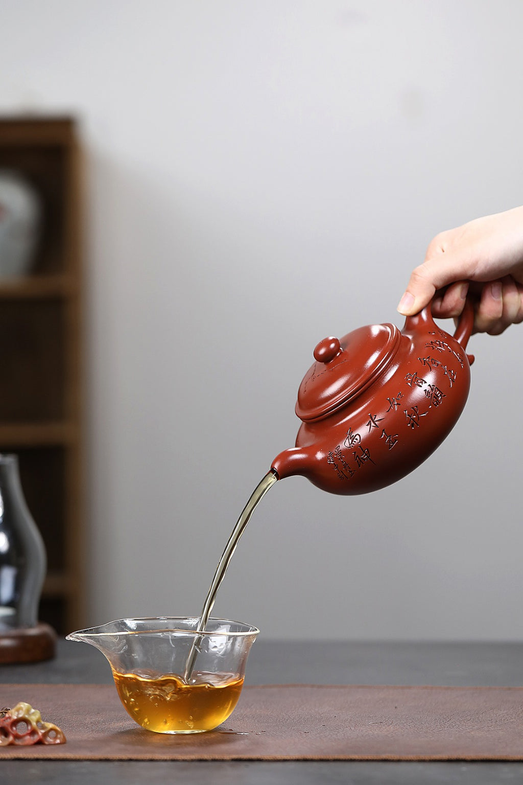 三工合作款 正高佳作 《仿古》 王敏（正高级工艺美术师）90年景舟大红袍，500cc，菱形14孔出水