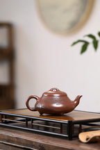 《汉棠石瓢》 国家级工艺美术师 鲍玉华 原矿文革老紫泥，320cc，菱形9孔出水